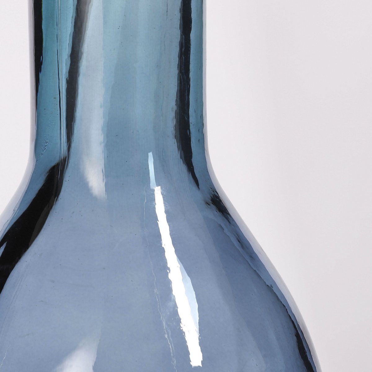 Rioja-Flaschenvase – H75 x Ø18 cm – recyceltes Glas – Hellblau